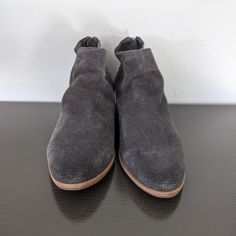 Dolce Vita Karsen Bootie Women's Size: 8 - Picture 2 of 6